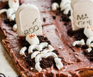 Graveyard Tombstone Brownies