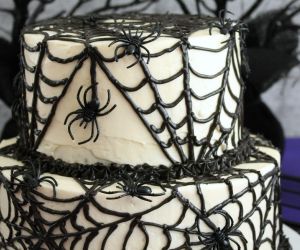 Black Velvet Spider Cake