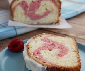 Copycat Starbucks Raspberry Swirl Pound Cake