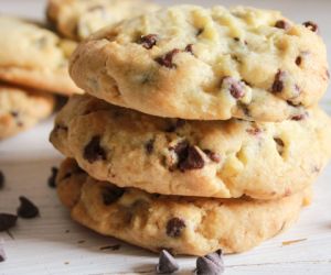 Thick Chocolate Chip Cookies