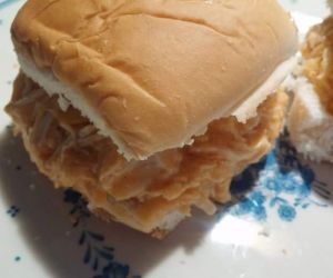 Hooters Buffalo Chicken Sliders