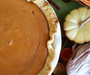 The Best Shortcut Pumpkin Pie Recipe!
