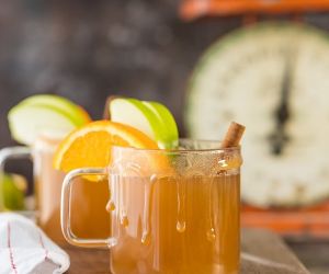 Slow Cooker Caramel Apple Cider