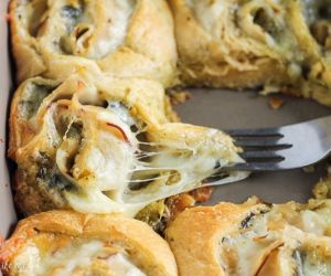 Cheesy Turkey Pesto Rolls