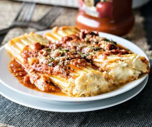 Easy Cheesy Manicotti