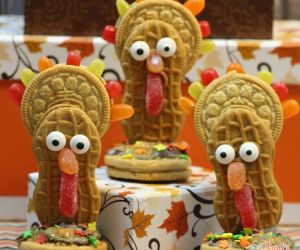 Totally Nutty Thanksgiving Turkey Cookies Recipe