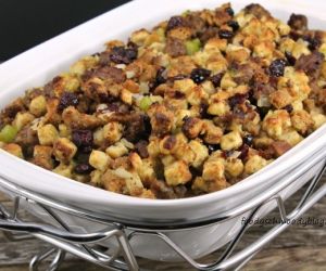 Shortcut Sausage and Cranberry Thanksgiving Stuffing
