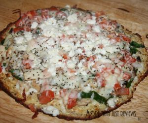 LOW CARB CHICKEN FETA PIZZA WITH CAULIFLOWER CRUST RECIPE