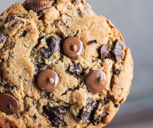 Peanut Butter Cup Chocolate Chunk Cookies