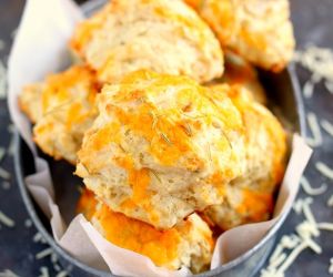 Cheddar Rosemary Biscuits