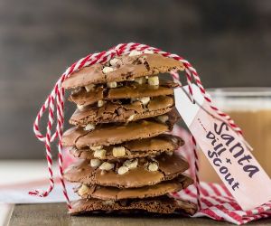 Flourless Hot Chocolate Cookies