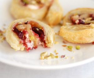 Cranberry and cream cheese pinwheels