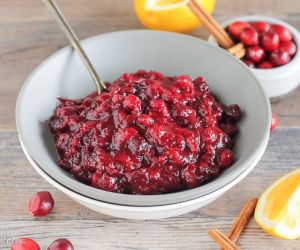 Paleo Cranberry Sauce