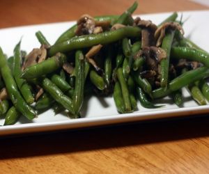 Green Beans with Mushrooms and Shallots