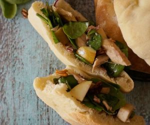 Harvest Turkey Salad Pitas