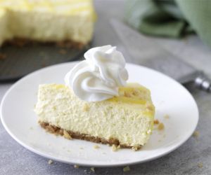 Mango Cheesecake with Macadamia Nut Crust