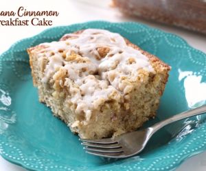 BANANA CINNAMON BREAKFAST CAKE