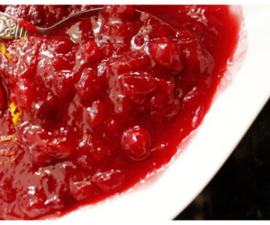 Simple 3-Ingredient Homemade Cranberry Sauce Recipe