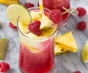 Sparkling Raspberry Pineapple Freeze