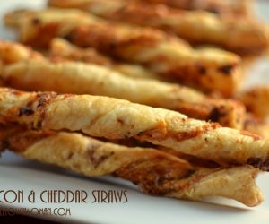 Bacon & Cheddar Straws