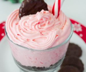 No Bake Peppermint Cheesecake Mousse