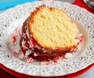 Vanilla Pound Cake with Peppermint Glaze