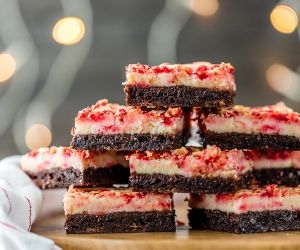 Peppermint Cheesecake Brownies