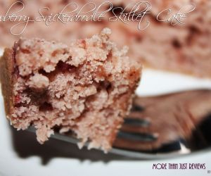 Strawberry Snickerdoodle Skillet Cake