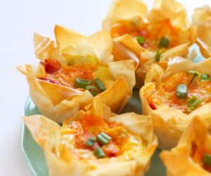 Roasted Red Pepper Phyllo Quiche Cups