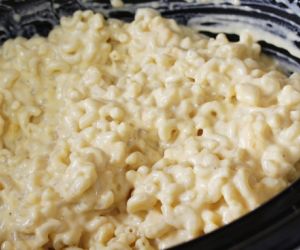 Paula Deen Crockpot Mac and Cheese Recipe