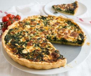 Spinach Quiche with Cheese and Pine Nuts