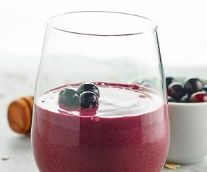 Blueberry Muffin Smoothie