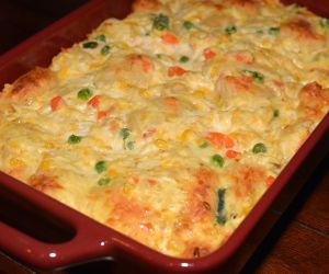 Chicken Pot Pie Bubble Up Casserole