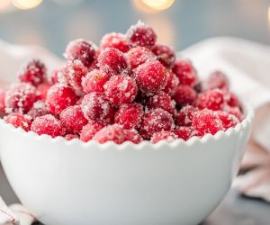 Easy Sugared Cranberries