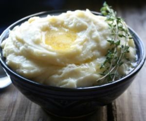 Mashed Potatoes and Parsnips with Thyme Infused Butter