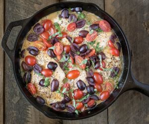 One pot, 30 minute chicken with tomatoes & olives