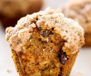 Morning Glory Muffins with Streusel