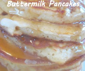 FLUFFY BUTTERMILK PANCAKES