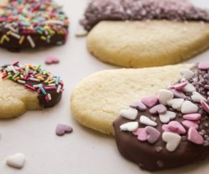 Valentine Chocolate Dipped Heart Cookies