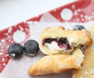 Blueberry Goat Cheese Bites