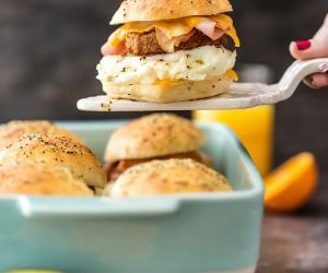 Baked Breakfast Sliders