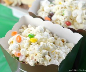 Skittles Popcorn