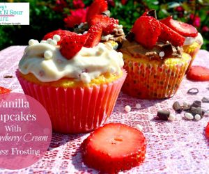 Vanilla Cupcakes With Strawberry Cream Cheese Frosting