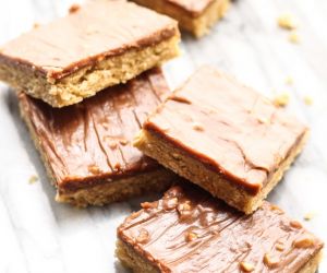 PB & Chocolate Cookie Bars