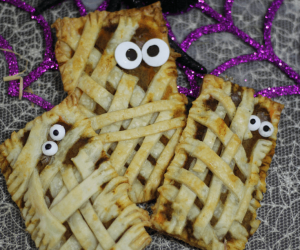 Halloween Mummy Pumpkin Pop Tarts