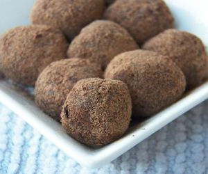 Easy Chocolate Truffles