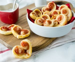 Puff Pastry Jam Hearts for your Valentine