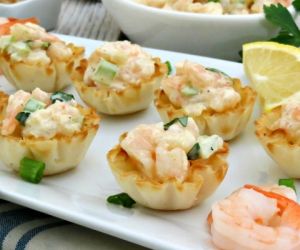 Cold Shrimp Dip in Phyllo Cups