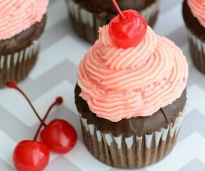 Chocolate Cherry Cupcakes