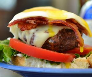 Bacon Egg Cheese Burger